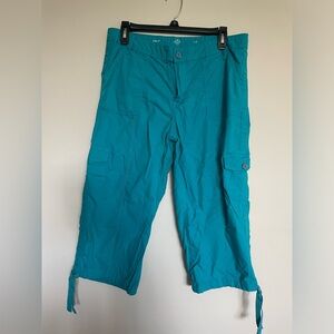 St. John’s Bay, aqua capris with ties, size 10